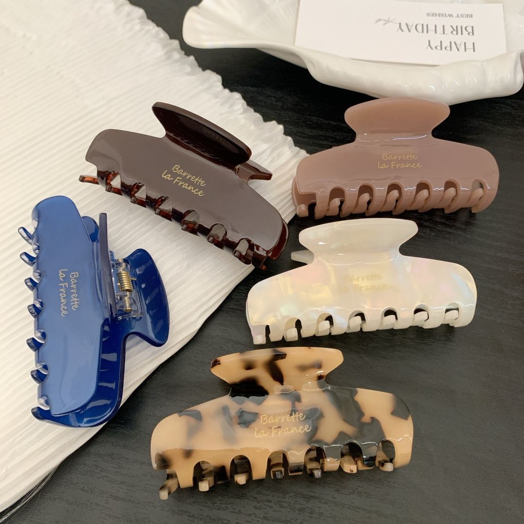 Mengapa Klip Cakar Jerung Selulosa Asetat Retro Perancis 8.3cm Mesti Ada untuk Jenama Aksesori Rambut Moden?